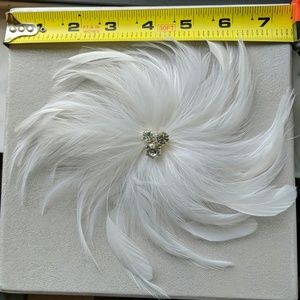 Ansonia Bridal Accessories - Ansonia Feather Bridal Hairclip Ansonia Bridal Accessories - Ansonia Feather Bridal Hairclip
